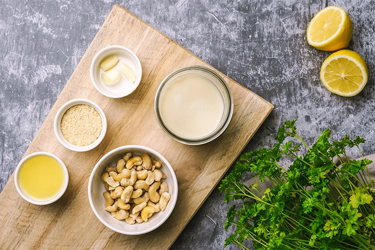 Schnelle, leichte, vegane Zitronenpasta