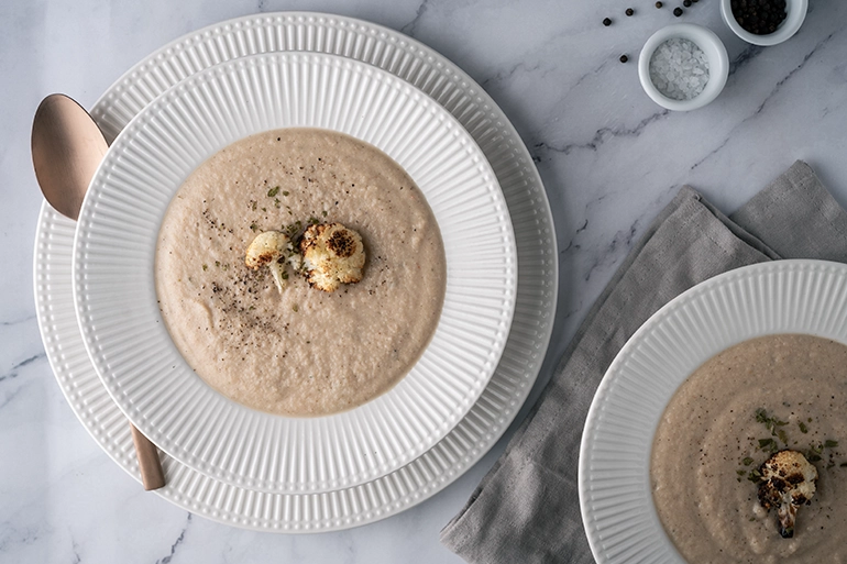 Einfach leckere vegane Blumenkohlsuppe