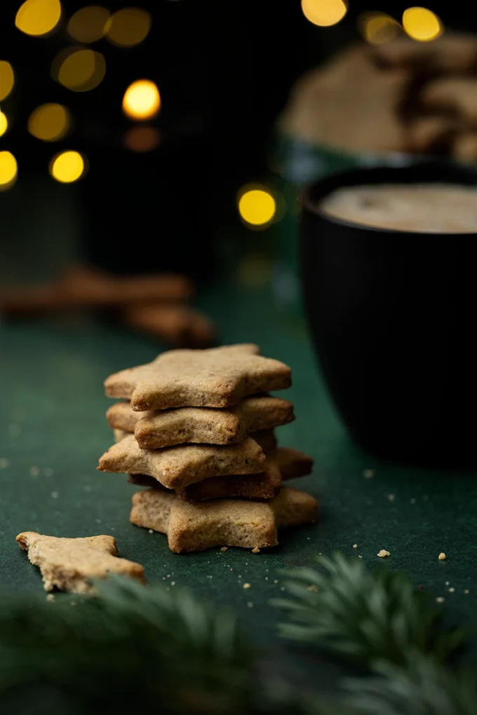 Vegane Zimt-Plätzchen zu Weihnachten